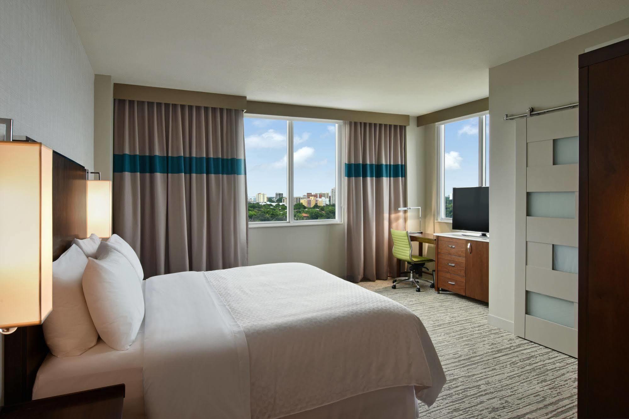 Four Points By Sheraton Coral Gables Miami Eksteriør billede